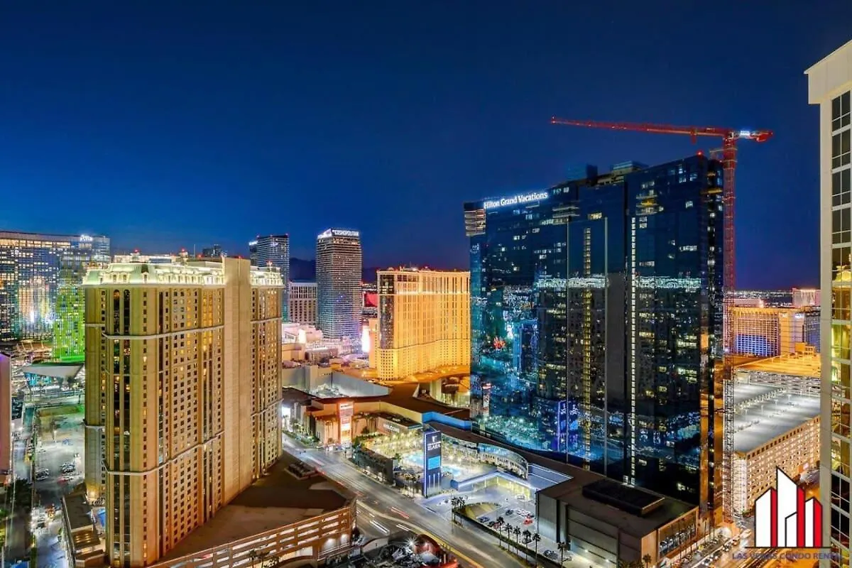 Mgm Signature-33-709 F1 Track & Strip View Balcony Las Vegas