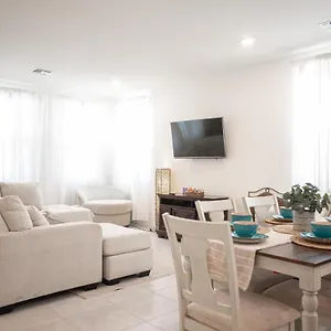 Beautiful Brand New 2 Bedroom Vegas Home! Fits 12 Or More,15-20 Minutes From Lv Strip Apartment