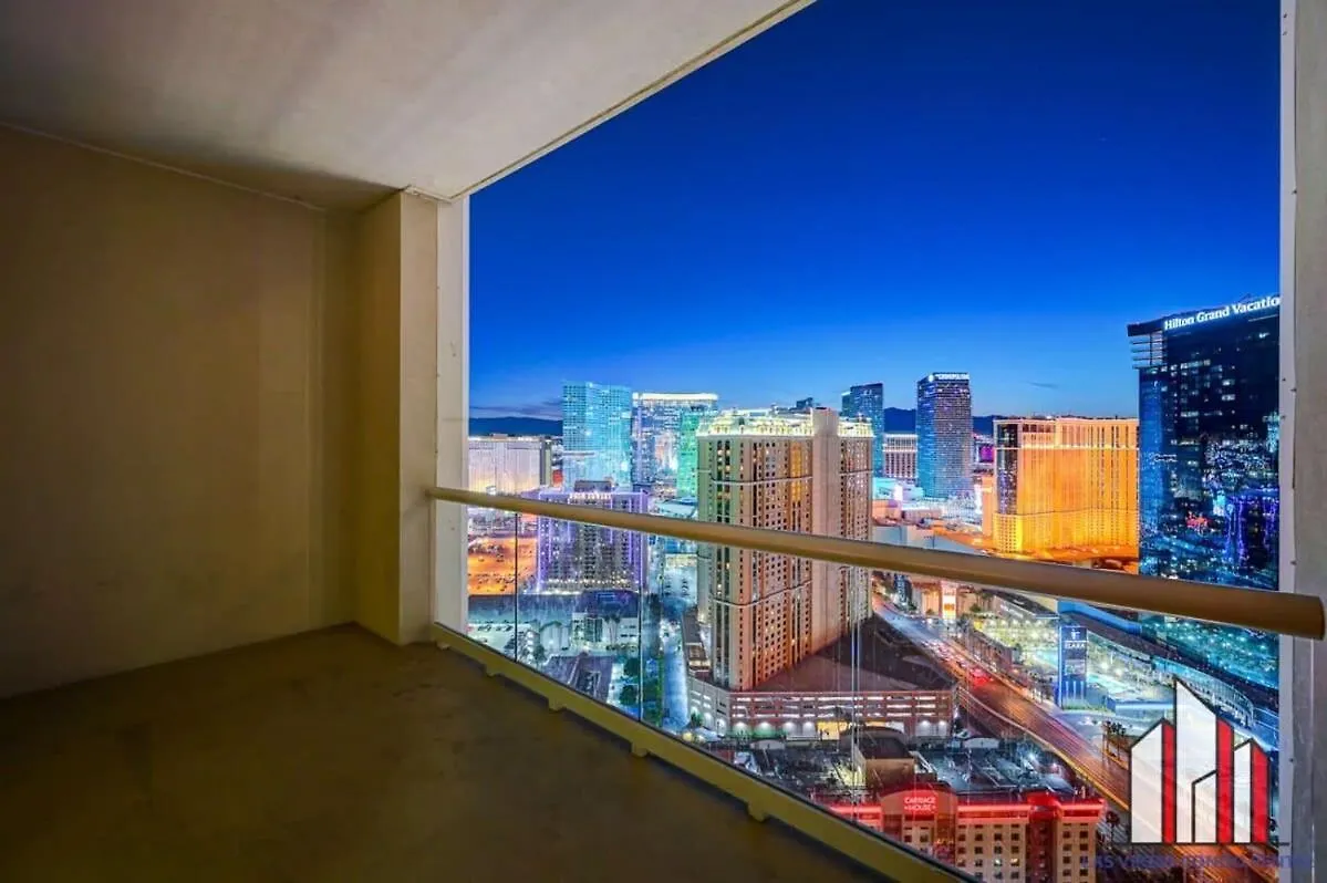 Mgm Signature-33-709 F1 Track & Strip View Balcony Las Vegas USA